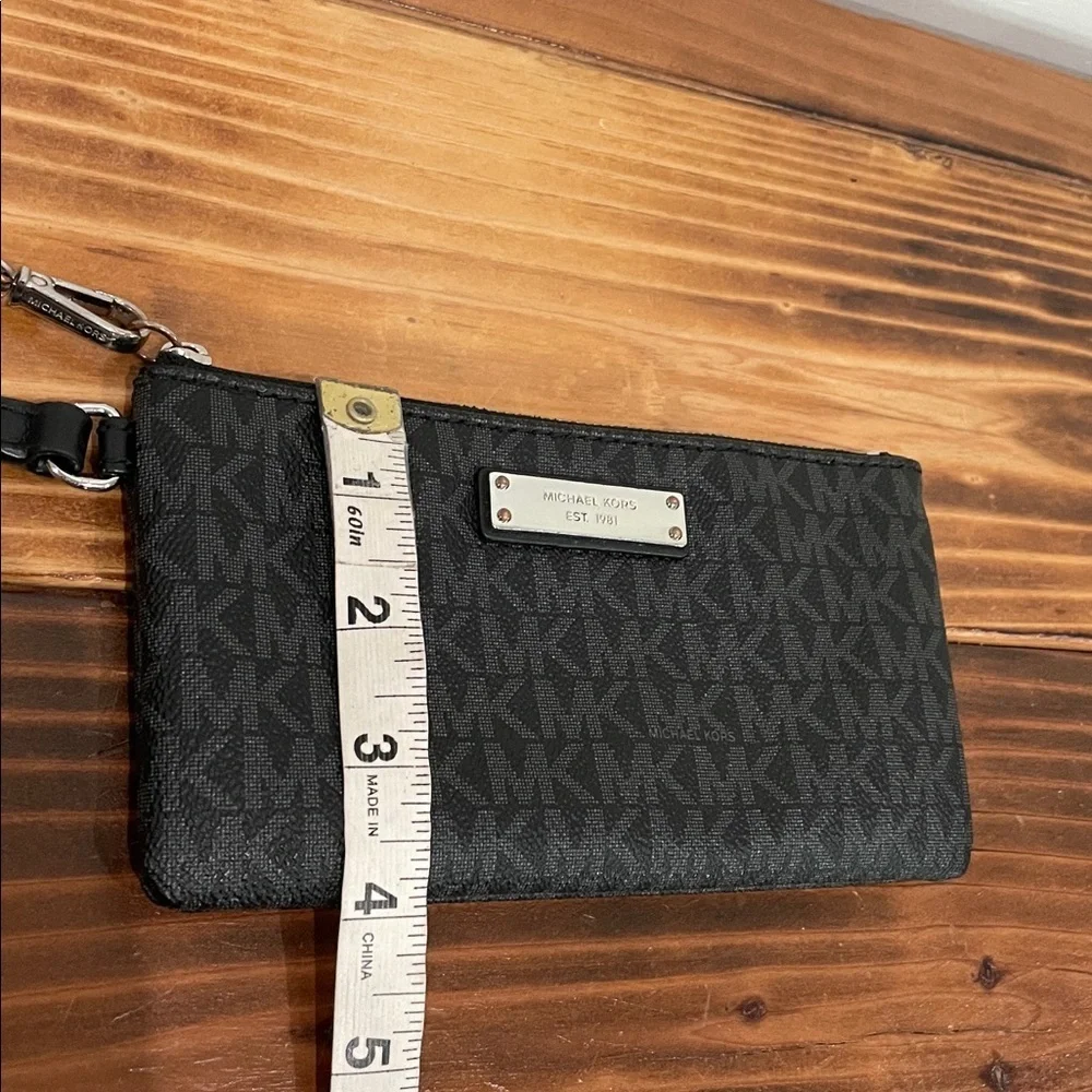 Michael Kors MK Logo Coated Canvas Wristlet Wallet Clutch Black / Gray